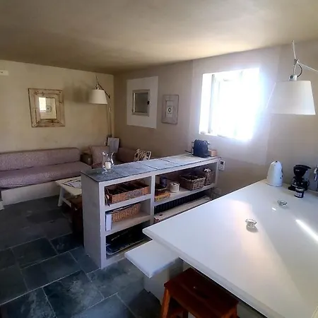 Cabanon Petronille بيت للعطل *