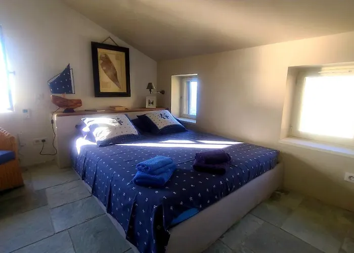 Hébergement de vacances Cabanon Petronille Canari